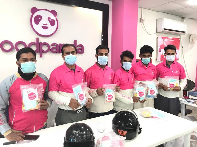 Foodpanda Distributes Safety Kits Among Its Delivery Riders In Punjab